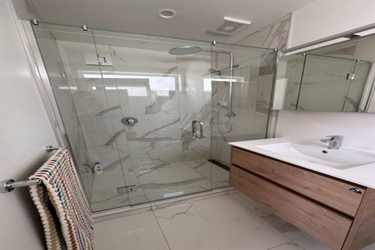 Photo of property in 231b/1 Titirangi Road, Titirangi, Auckland, 0604