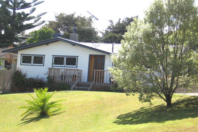 Photo of property in 5 Brussells Place, Birkenhead, Auckland, 0626
