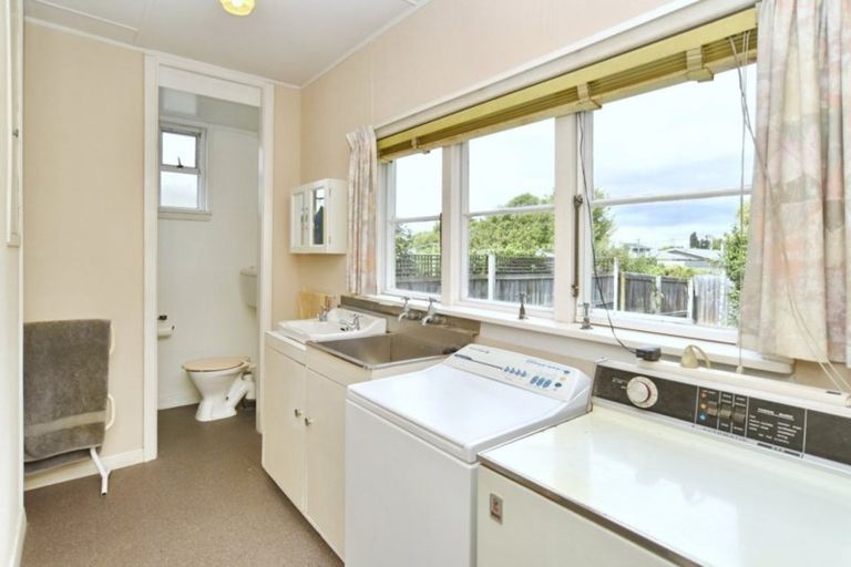 Photo of property in 327 Hills Road, Mairehau, Christchurch, 8013