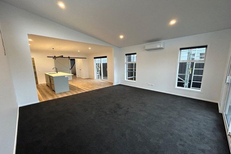 Photo of property in 31 Bill Miller Drive, Papamoa, 3118