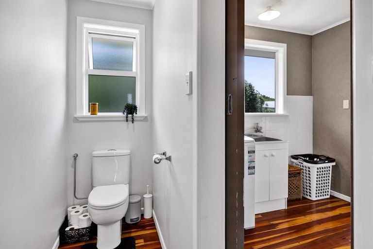 Photo of property in 11 Mccarthy Street, Hawera, 4610