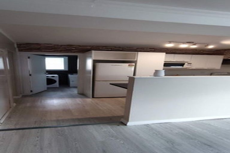 Photo of property in 4 Mills Road, Brooklyn, Wellington, 6021