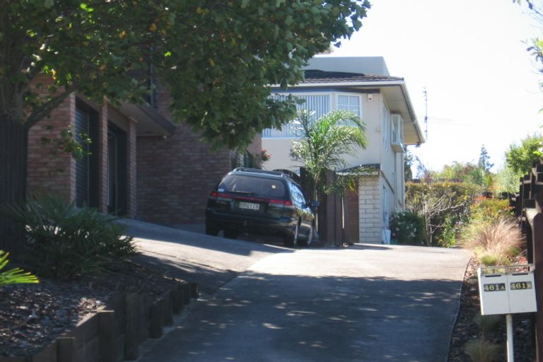 Photo of property in 2/465a Beach Road, Murrays Bay, Auckland, 0630
