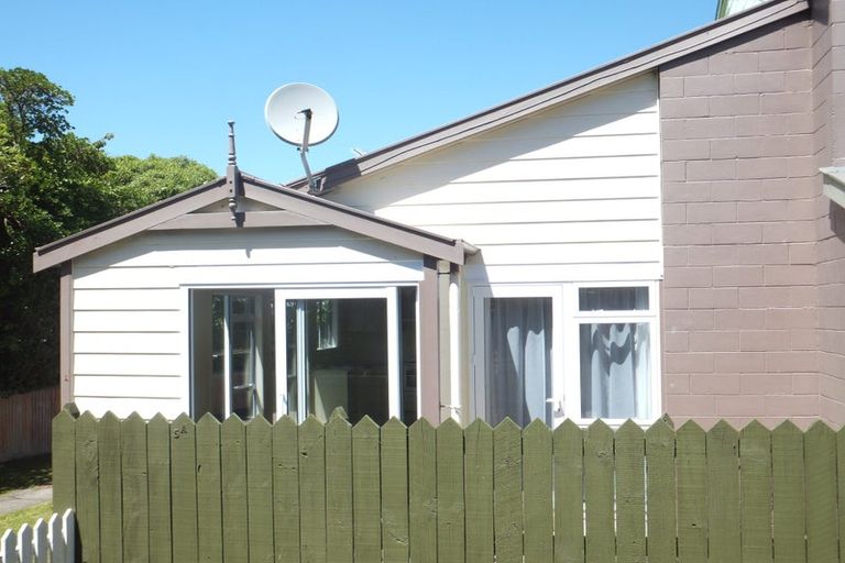 Photo of property in 5a Howard Street, Mount Cook, Wellington, 6021