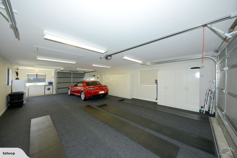 Photo of property in 84 Rannoch Drive, Broomfield, Christchurch, 8042