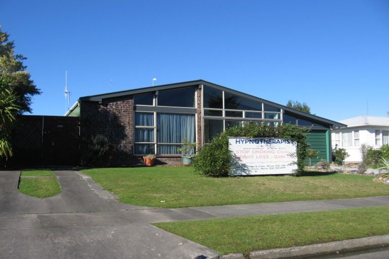 Photo of property in 14 Holdsworth Avenue, Milson, Palmerston North, 4414