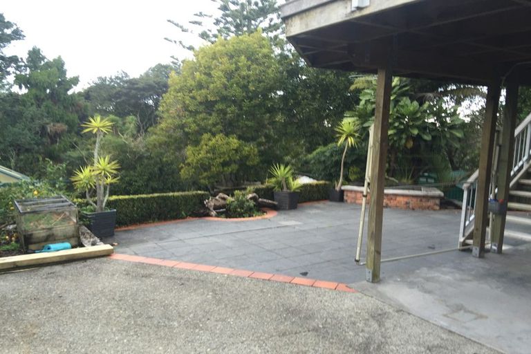 Photo of property in 14 Felstead Street, Birkenhead, Auckland, 0626