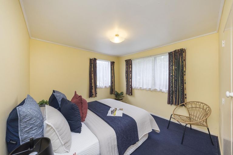 Photo of property in 12 Escort Grove, Awapuni, Palmerston North, 4412