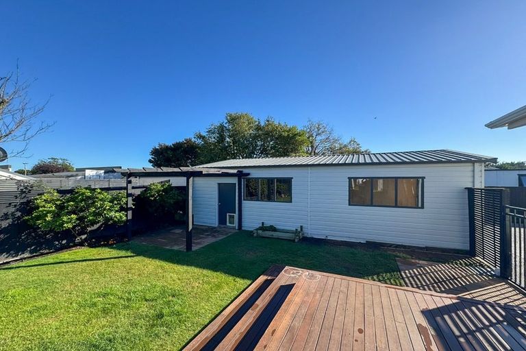 Photo of property in 10b Karlaw Place, Parklands, Christchurch, 8083
