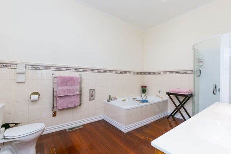 Photo of property in 50 Tinakori Road, Thorndon, Wellington, 6011