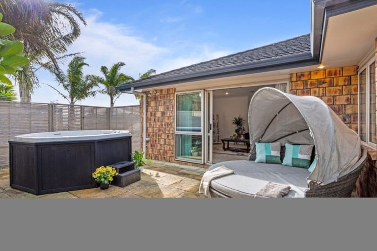 Photo of property in 81 Greenhithe Road, Greenhithe, Auckland, 0632