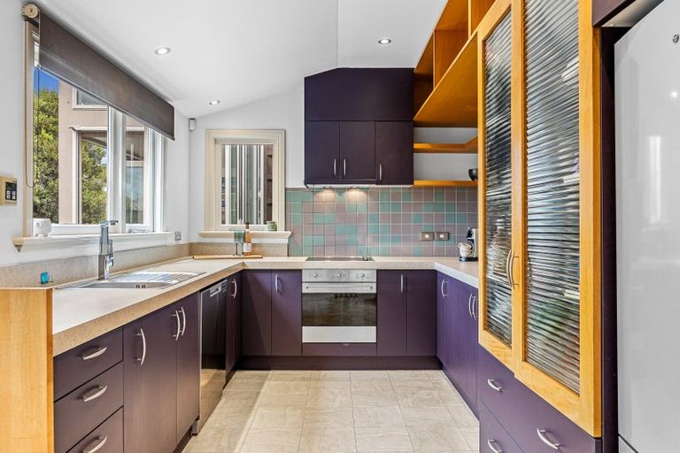 Photo of property in 5 Wiggins Street, Sumner, Christchurch, 8081