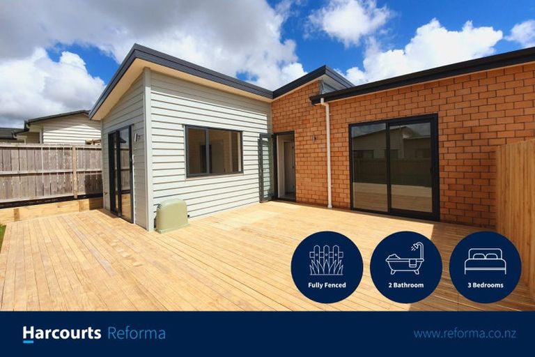 Photo of property in 12 Percheron Road, Pukekohe, 2120