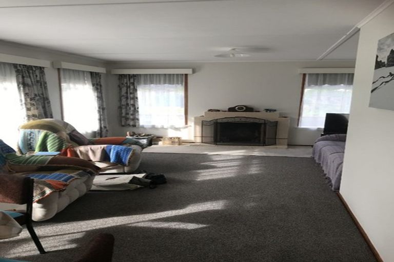 Photo of property in 118 Helvetia Road, Pukekohe, 2120