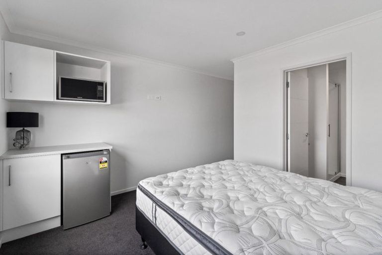 Photo of property in 61u4 May Street, Hamilton East, Hamilton, 3216