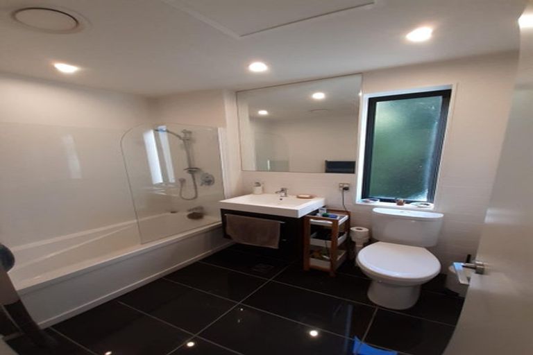 Photo of property in 15/8u Thatcher Crescent, Crofton Downs, Wellington, 6035