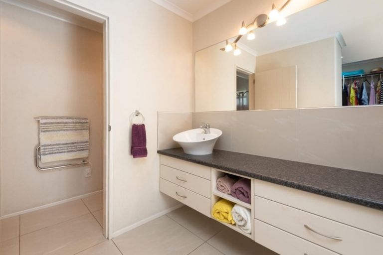 Photo of property in 47 Palazzo Drive, Papamoa Beach, Papamoa, 3118