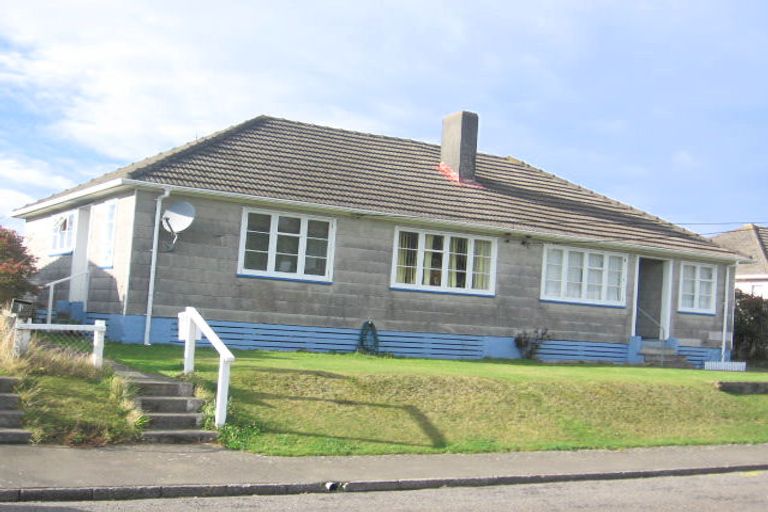 Photo of property in 12 Fisher Street, Johnsonville, Wellington, 6037
