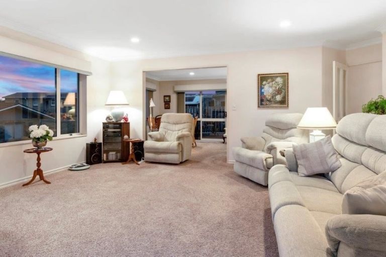 Photo of property in 61a Pitau Road, Mount Maunganui, 3116