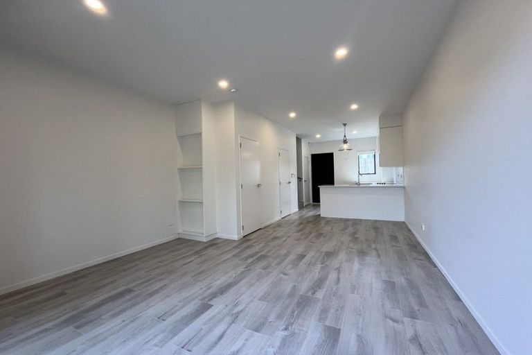 Photo of property in 29/241 Don Buck Road, Massey, Auckland, 0614