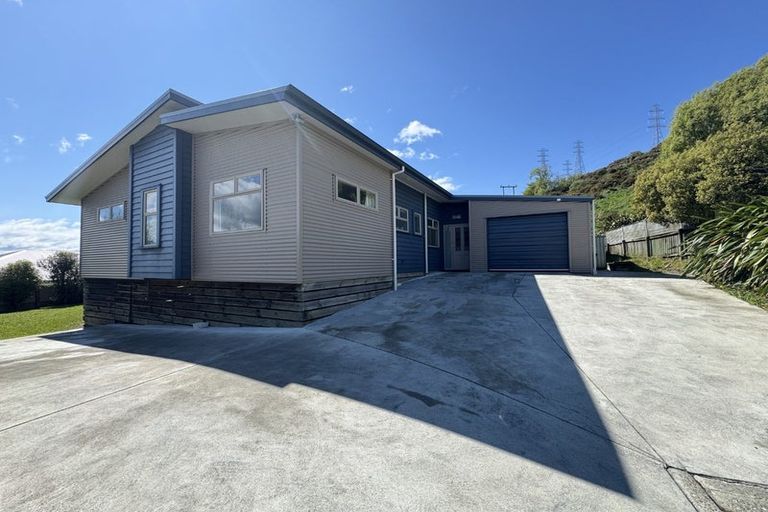 Photo of property in 29 Ngawhatu Road, Stoke, Nelson, 7011