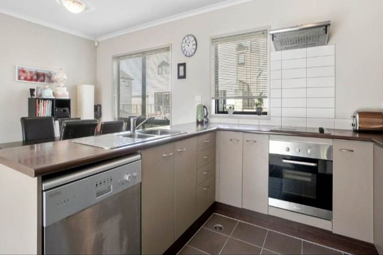 Photo of property in St Claire Village, 26/172 Mcleod Road, Te Atatu South, Auckland, 0610