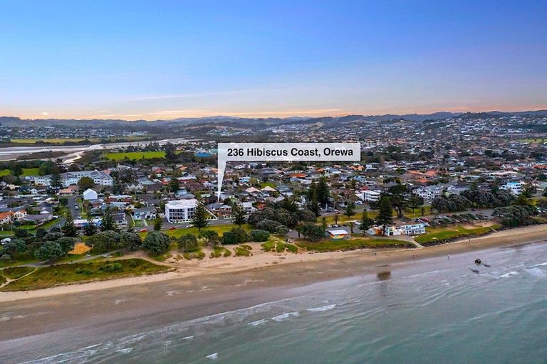 Photo of property in 236 Hibiscus Coast Highway, Orewa, 0931