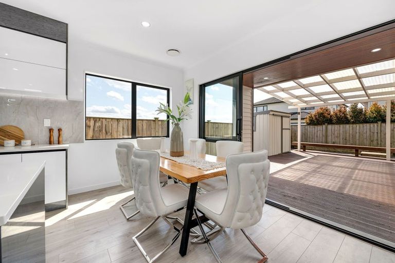 Photo of property in 73 Hughs Way, Flat Bush, Auckland, 2019