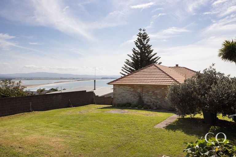 Photo of property in 93 Town Point Road, Maketu, 3189