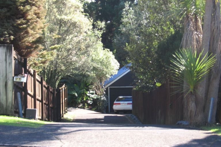 Photo of property in 121 Daffodil Street, Titirangi, Auckland, 0604