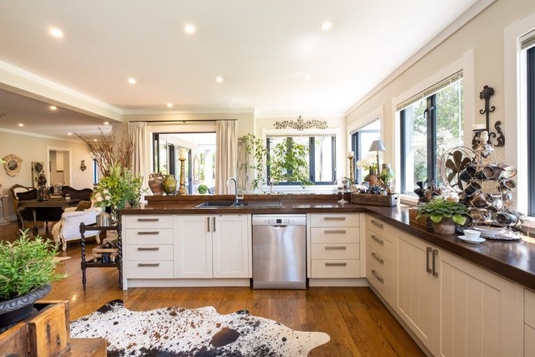 Photo of property in 43 Greenwood Road, Havelock North, 4130