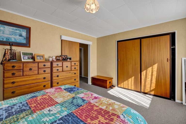 Photo of property in 30 Wellington Street, Hawera, 4610