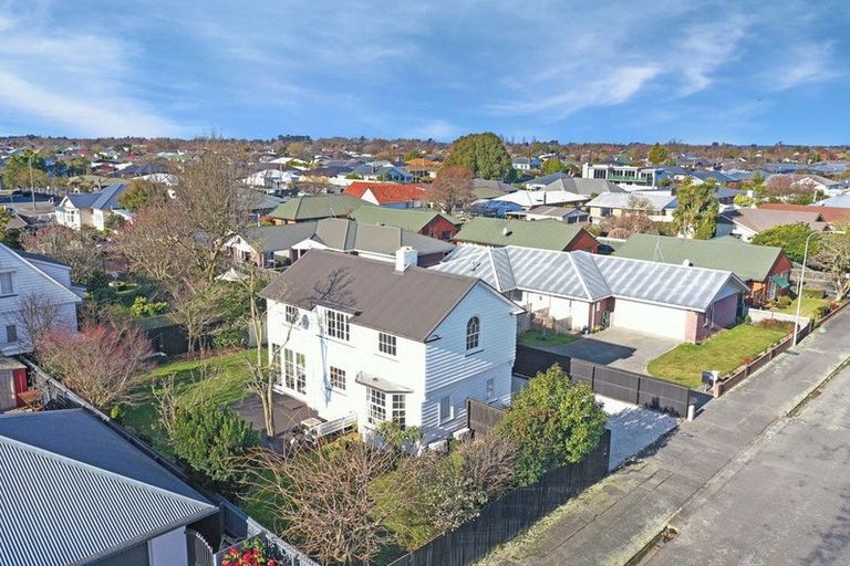 Photo of property in 121 Kermode Street, Ashburton, 7700
