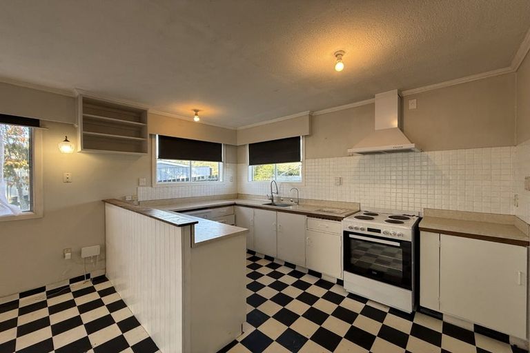 Photo of property in 10 Kentucky Street, Totara Park, Upper Hutt, 5018