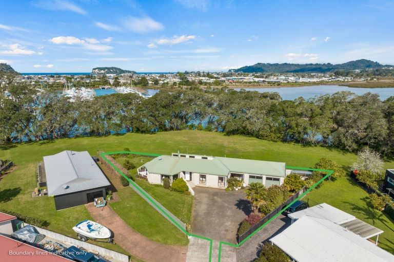 Photo of property in 111 Moana Anu Anu Avenue, Whangamata, 3620