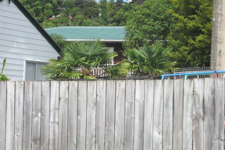 Photo of property in 2/5 Ramonda Close, Bayview, Auckland, 0629