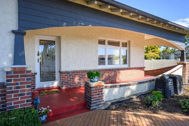 Photo of property in 90 Limbrick Street, Terrace End, Palmerston North, 4410