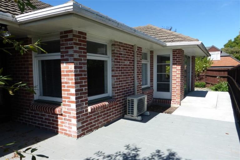 Photo of property in 1/157 Wairakei Road, Bryndwr, Christchurch, 8053