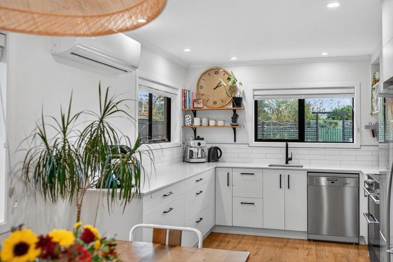Photo of property in 86 New York Street, Martinborough, 5711
