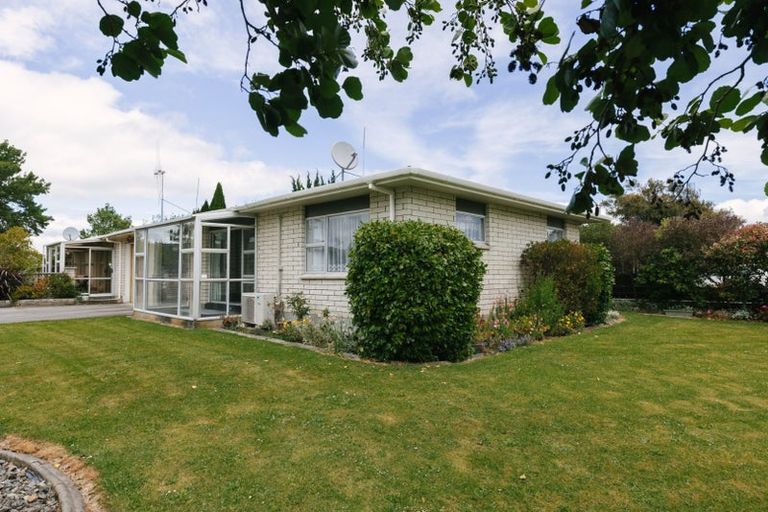 Photo of property in 57 Abraham Crescent, Milson, Palmerston North, 4414