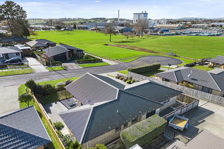 Photo of property in 332 Raeburne Street, Te Awamutu, 3800