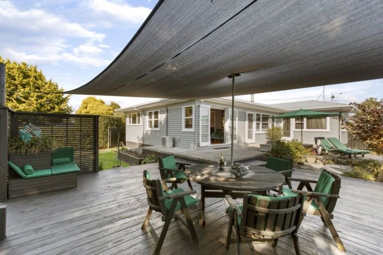 Photo of property in 2 Busing Avenue, Papakura, 2110