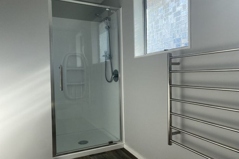 Photo of property in 16 Gilmour Place, Taradale, Napier, 4112