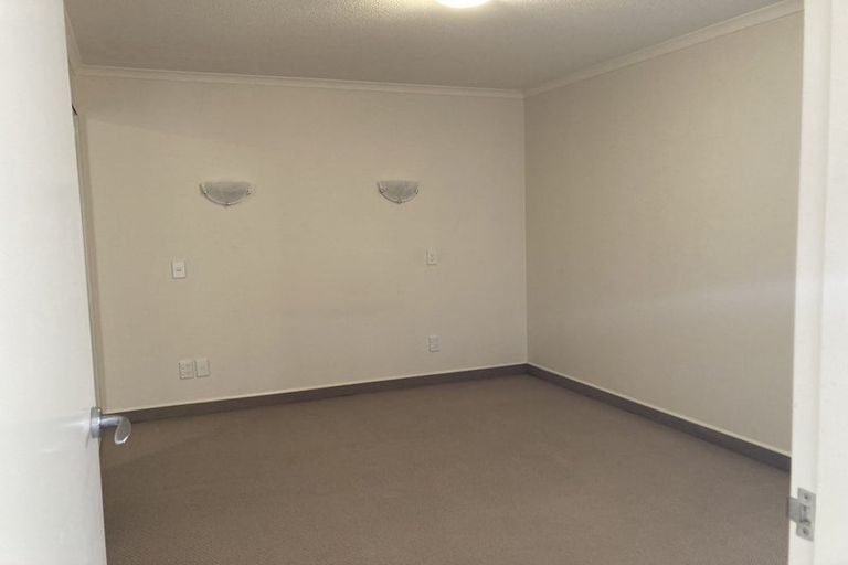 Photo of property in Ocean Apartments, 5/44 Marine Parade, Paraparaumu Beach, Paraparaumu, 5032