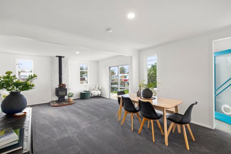 Photo of property in 100 Brandon Street, Featherston, 5710