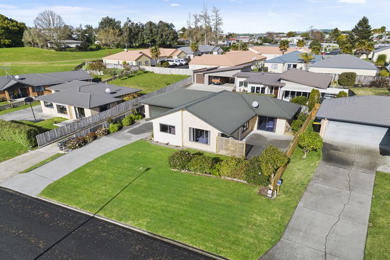 Photo of property in 332 Raeburne Street, Te Awamutu, 3800