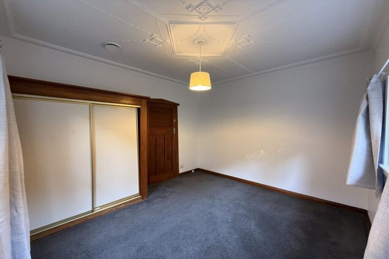Photo of property in 26 Seaview Terrace, Kew, Dunedin, 9012