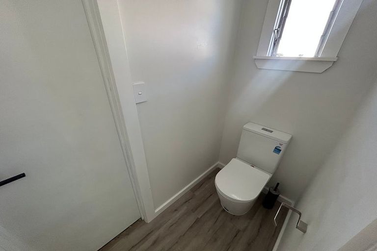 Photo of property in 14 Shaftesbury Street, Avonhead, Christchurch, 8042