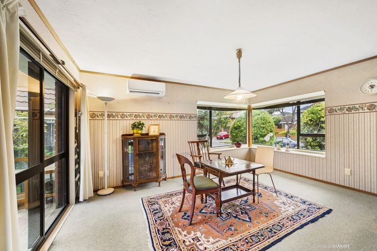 Photo of property in 41 Burbank Crescent, Churton Park, Wellington, 6037