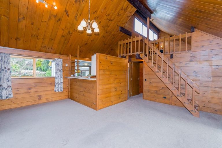 Photo of property in 24 Park Avenue, Waikanae, 5036